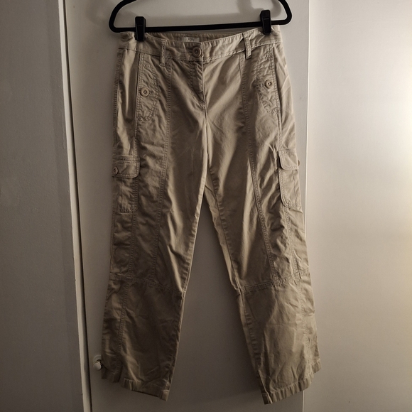LOFT Women's Khaki Cargo Pants - Picture 1 of 10